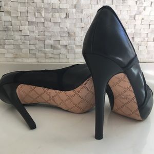 NEW:  L.A.MB Peep toe